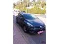 clio-4-modele-2017-tres-bon-etat-premiere-main-entretien-regulier-small-0