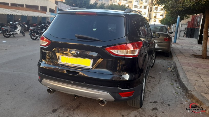 ford-kuga-noir-impeccable-big-2