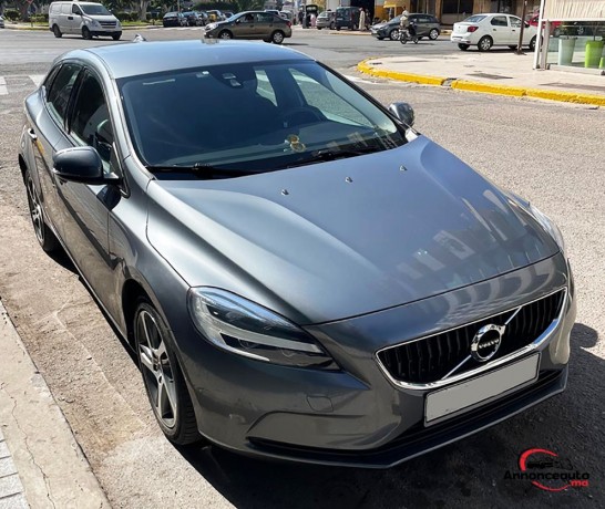 volvo-v40-momentum-diesel-2018-66000-km-tres-bon-etat-big-0