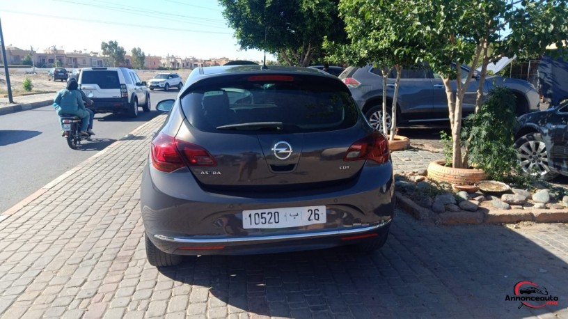 opel-astra-big-2