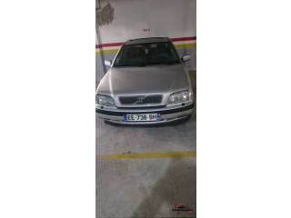 Volvo S40 Diesel 180.000 tout option Manuelle 1999 6Ch