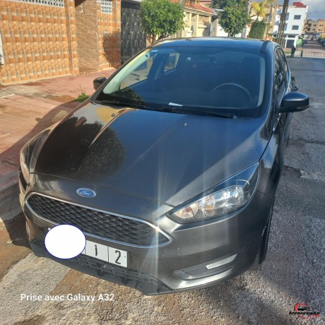 ford-focus-2018-big-2