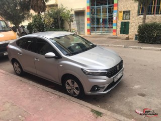 Dacia Logan 2022 Comme neuve 1ère main Bien équipée