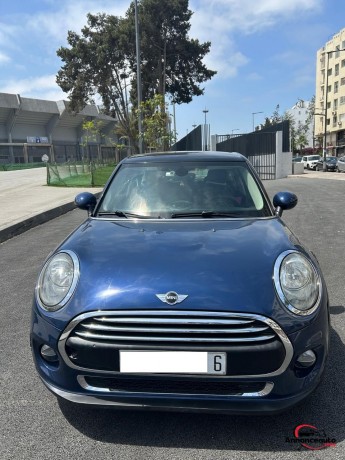 particulier-vend-mini-one-essence-a-casablanca-big-0